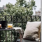 Hemba - 3 Bedroom And Balcony In Gracia