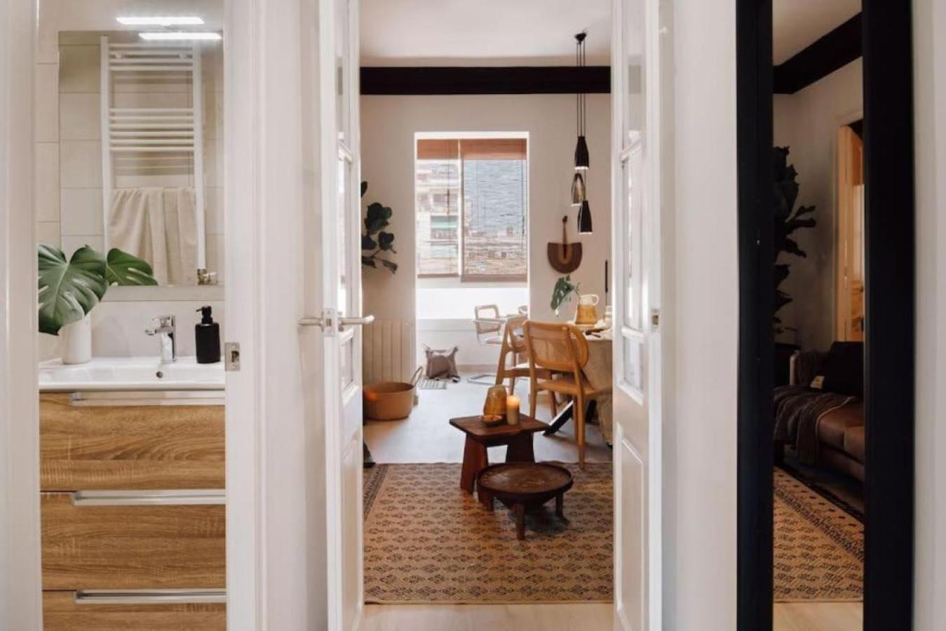 Hemba - 3 Bedroom And Balcony In Gracia Appartement